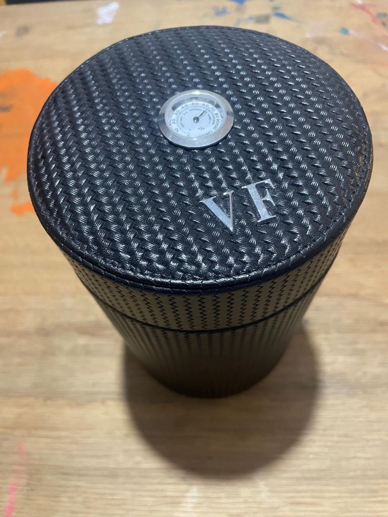 UMIDOR DE VIAGEM VEGAFINA COURO PRETO  ACS101